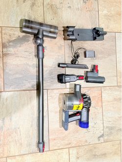 Dyson v8 Animal