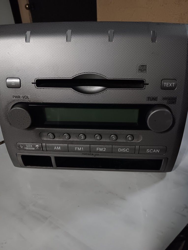 Toyota Tacoma Stock Radio