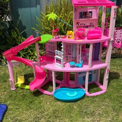 Barbie Malibu Dream house 