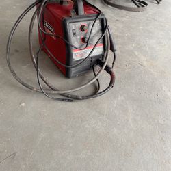 Welder Machin