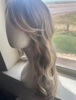 26’ Blonde Wig