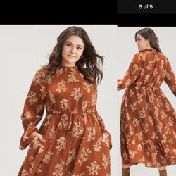 Brand New With Tags Women's Plus Size Beautiful 2xl Dress with Lantern Sleeves reduced down to $25!! cash only