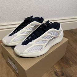Adidas Yeezy 700 V3 Size 11.5 $280