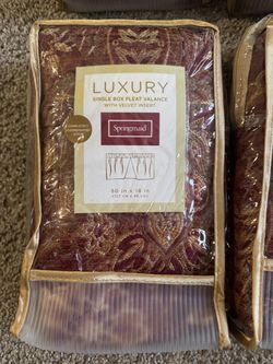 Springmaid Luxury Single Box Pleat Valance