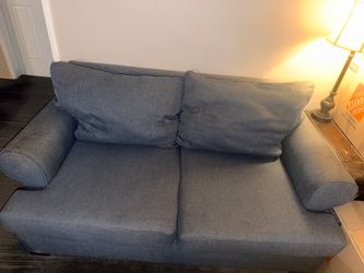Living spaces couch set