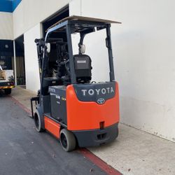 Toyota Forklift 
