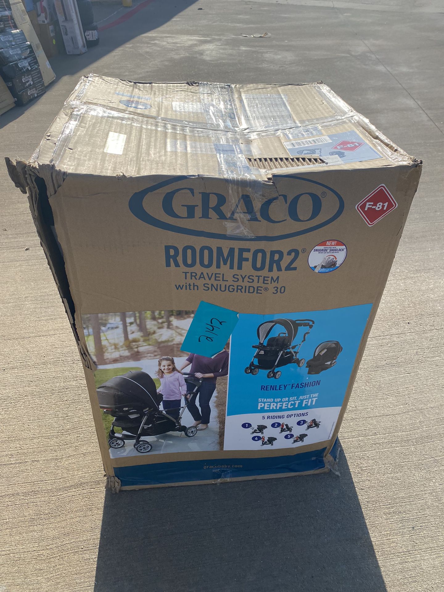 Graco Room for 2 Travel System With Snugride 30
