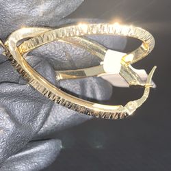 10k Gold Hoop Earring 