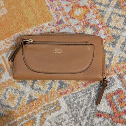 Vince Camuto Wallet