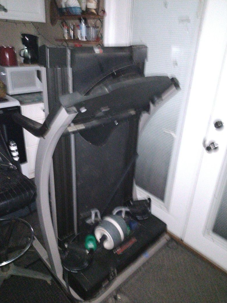 ProForm 750 CS  Treadmill