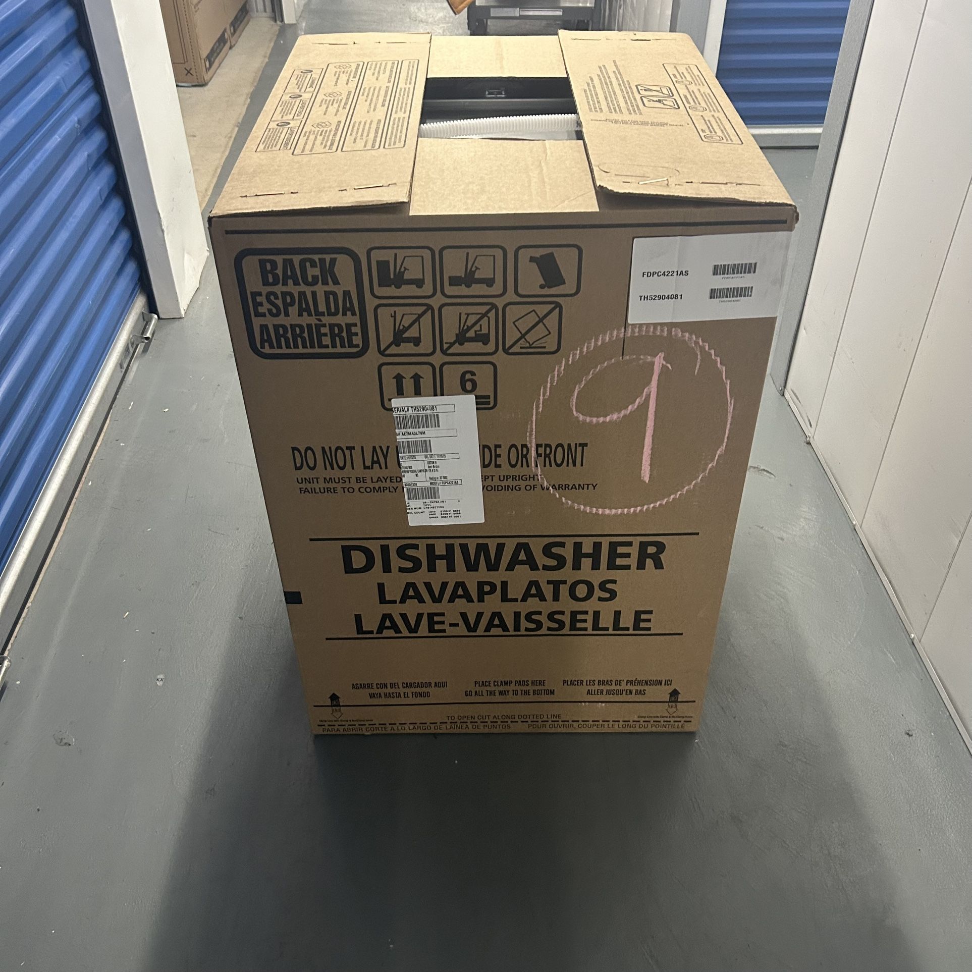 Frigidaire 24 in. Stainless Steel Front Control Smart Built-In Tall Tub Dishwasher NEW