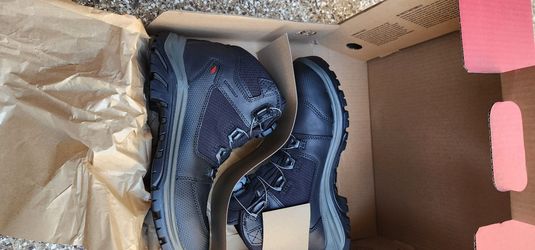 work boots 11. new