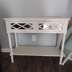 Entry Way Table