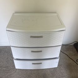 Drawer Chest 