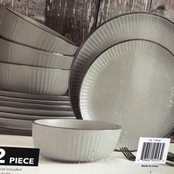NEW Safdie & Co. 12-piece Stoneware Dinnerware Set Modern Gray
