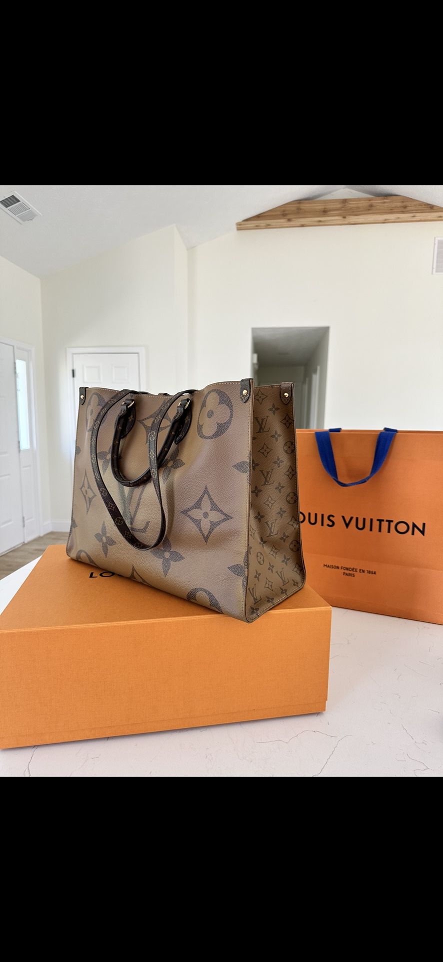 Vintage Louis Vuitton Book Bag for Sale in Lawrenceville, GA - OfferUp