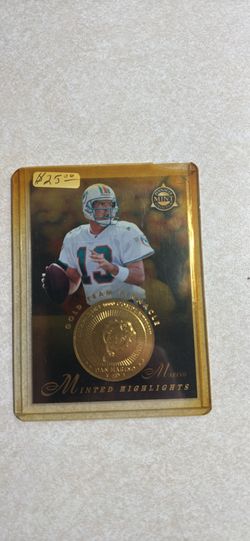 Dan marino ungraded gold-plated minted highlights (Needs new sleeve & case immediately)