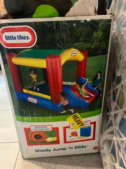 Little tikes shady jump n slide bounce room
