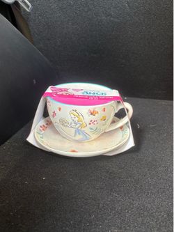 Alice in Wonderland Tea Cup/Saucer