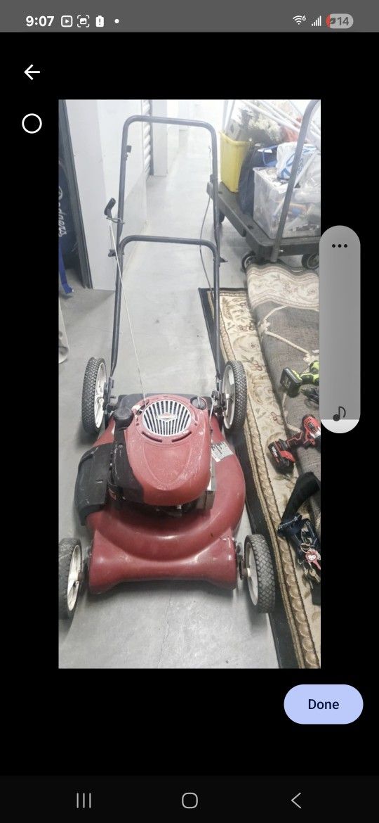 Briggs and Stratton Gas Lawnmower