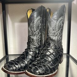 Pirarucu Cowboy boots 