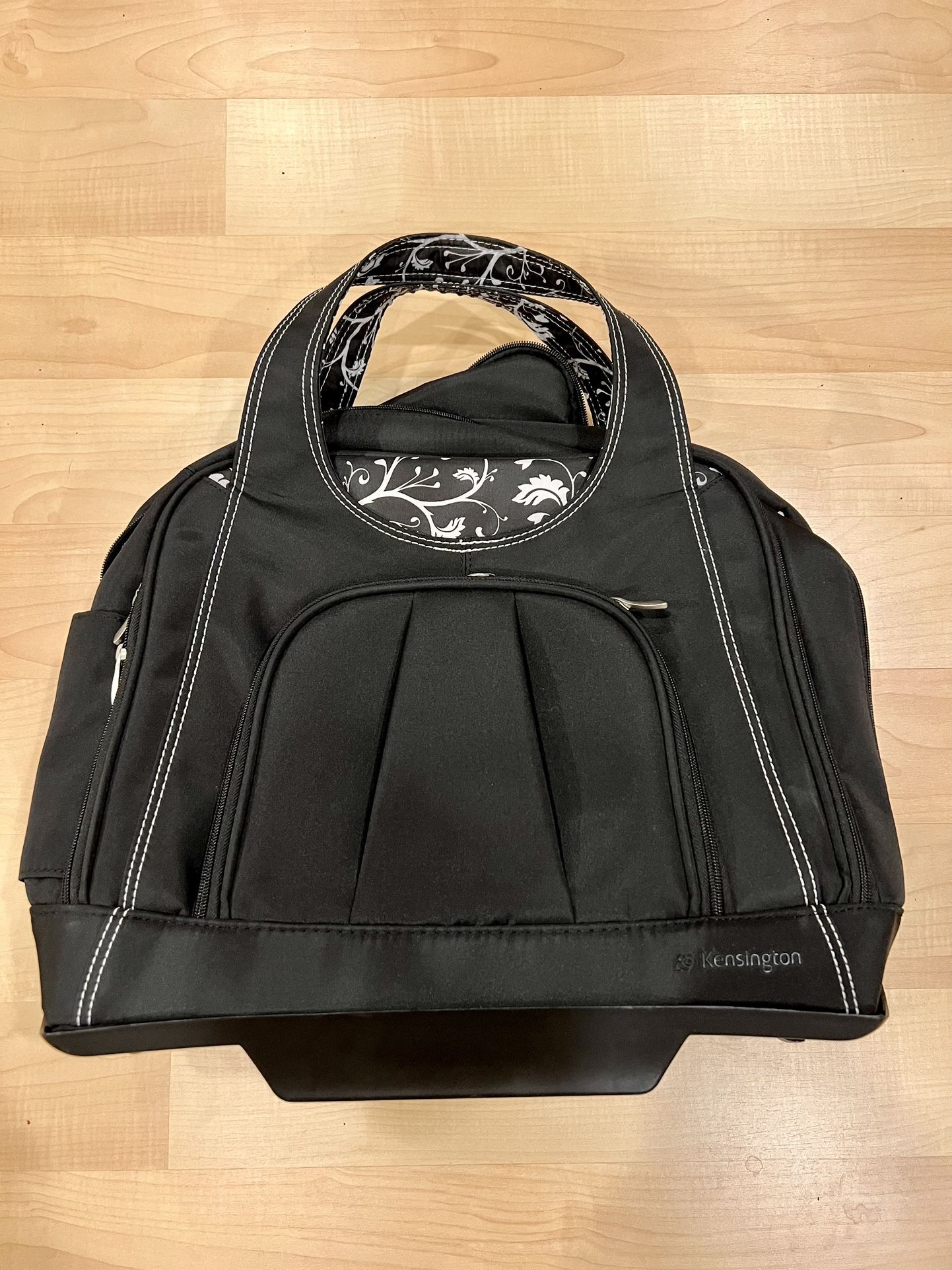 Kensington Contour Balance Notebook Roller Bag in Onyx, Fits Most 15-Inch Notebooks