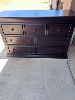 7 drawer double dresser
