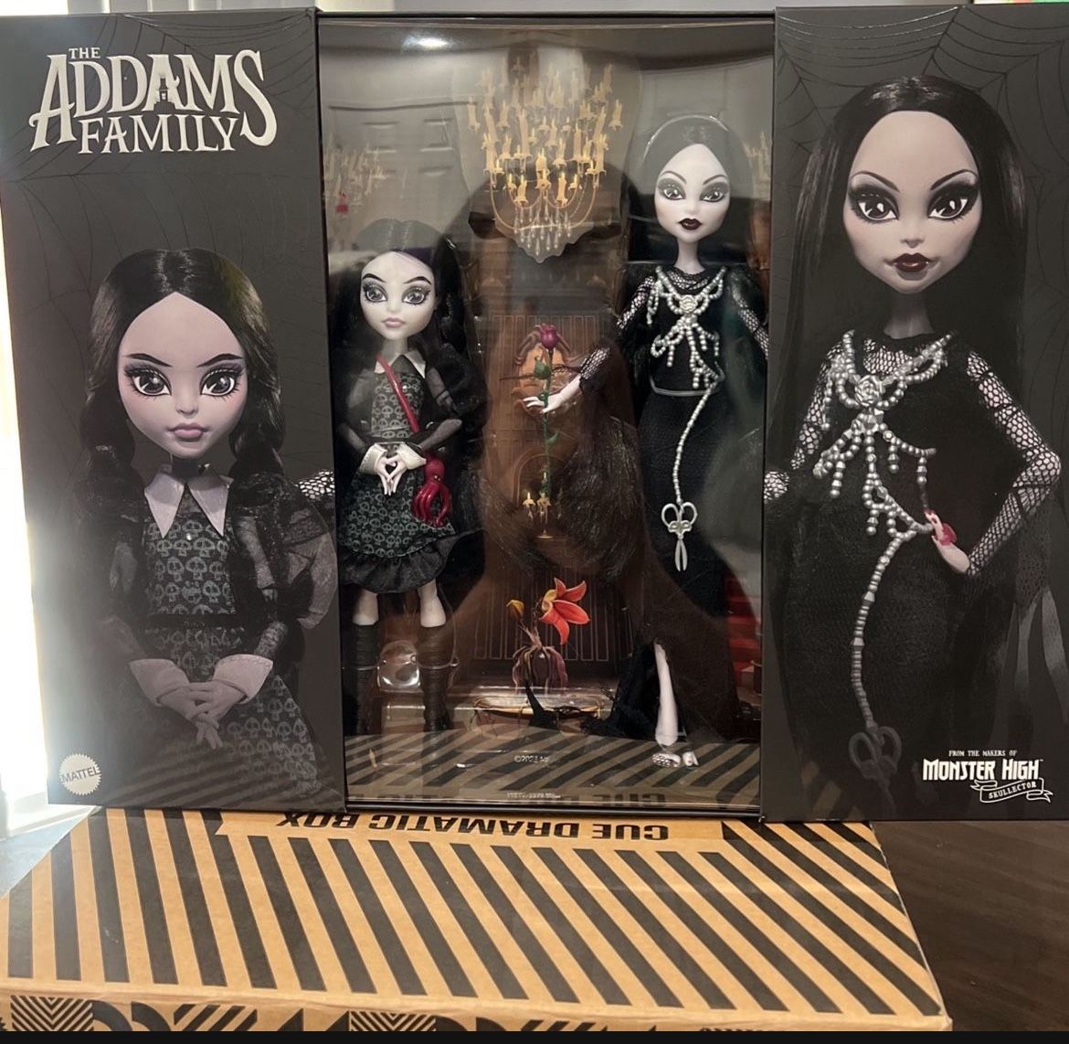 Monster High Skullector Addams Family Doll