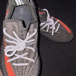 Yeezy Boost V2 ‘Carbon Beluga’