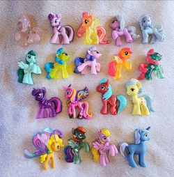 lot of 18 assorted 2-inch My Little Pony "Blind Bag" mini-figures