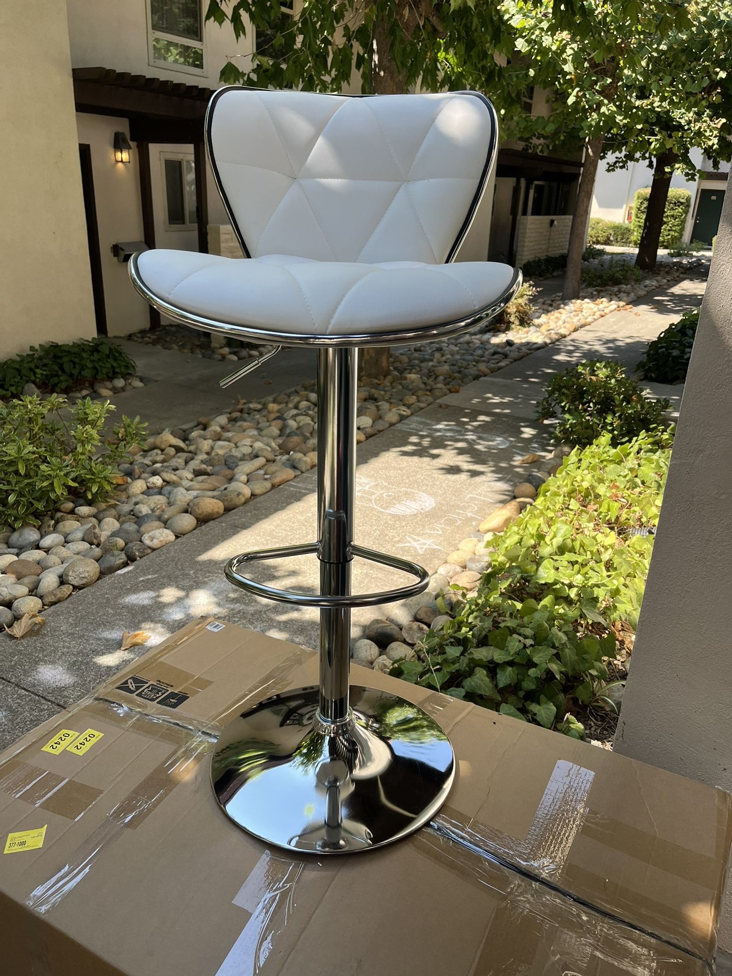 White Bar Stools