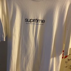 BRAND NEW SUPREME SHIRT
