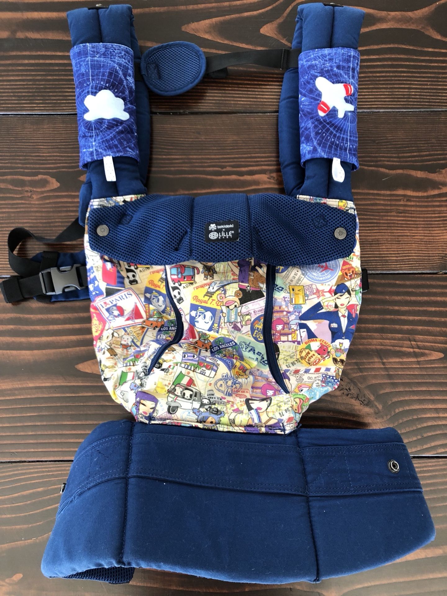 Lillebaby all seasons Tokidoki passport baby carrier