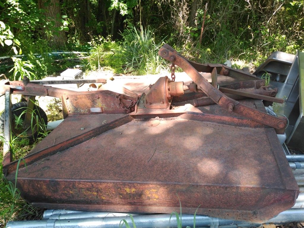 Brush hog 5ft brush cutter with stump jumper for Sale in Sand Springs