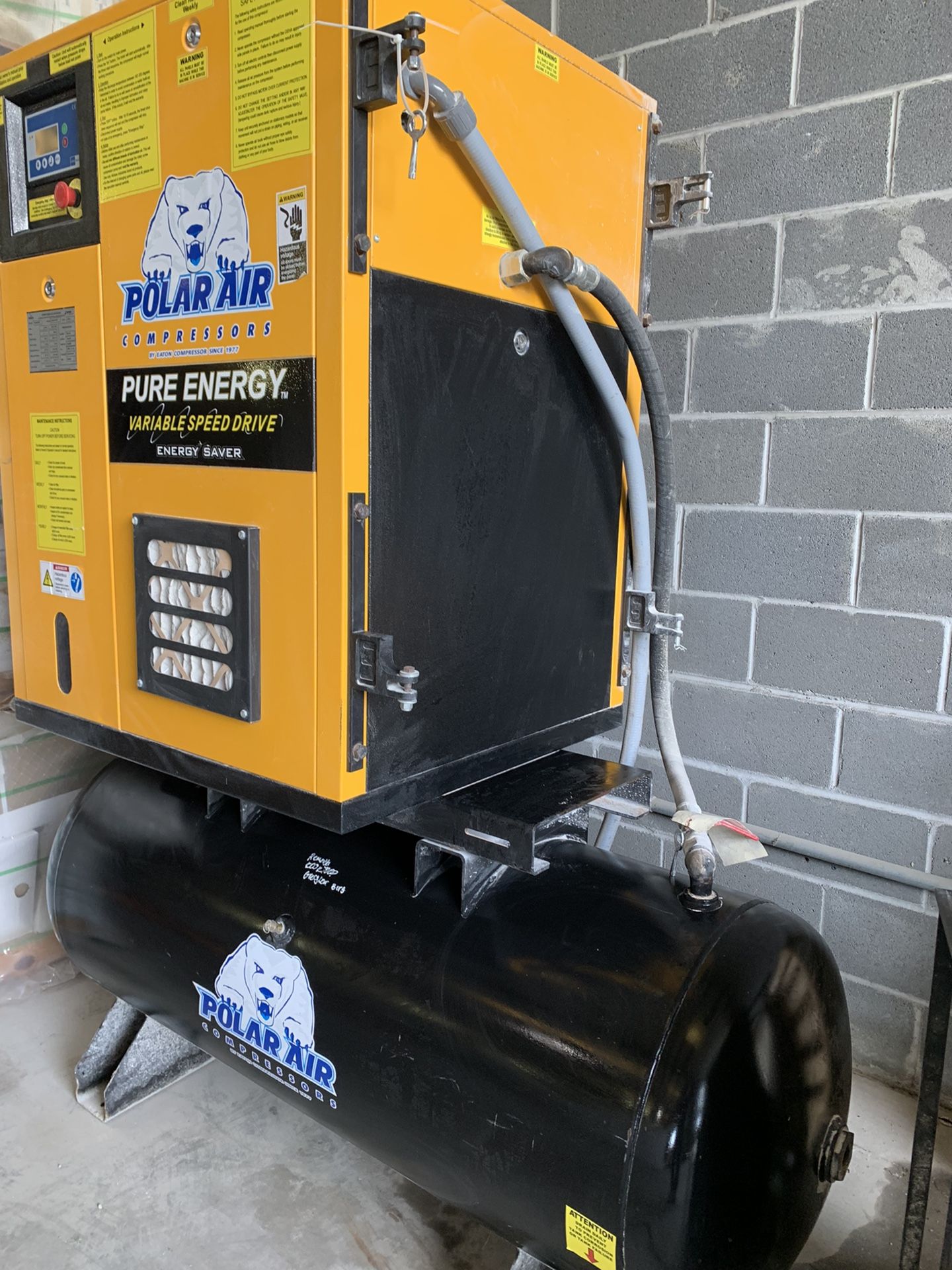 Air Compressor 20 HP With Dry Package