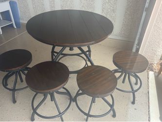 Industrial round dining room table and 4 stool set