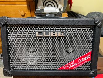 Roland Cube Street - Stereo Amplifier Battery Powered, 4-Channel, 50Watts