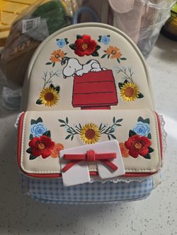 Loungefly Peanuts Snoopy Doghouse Gingham Mini Backpack
