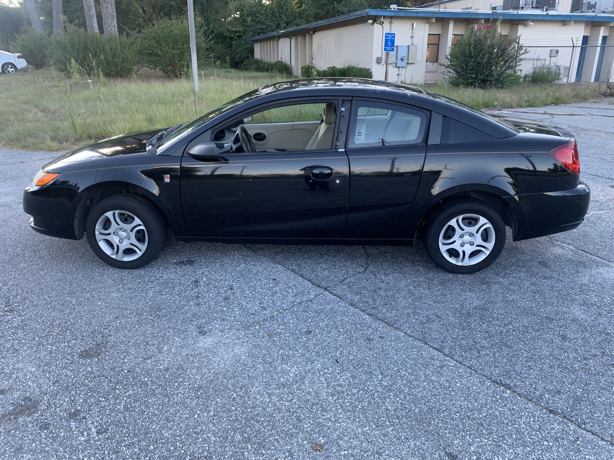 2005 Saturn Ion