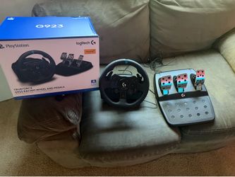 ogitech G923 Racing Wheel and Pedals, TRUEFORCE up to 1000