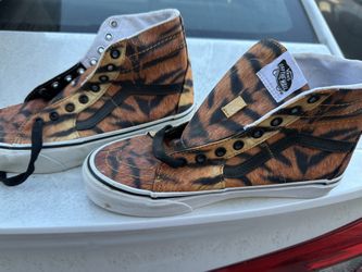 High Top Brand New Vans 