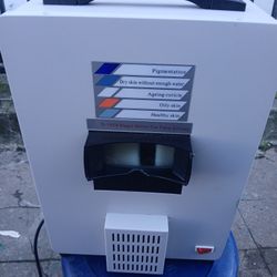 D-1029 Magic Mirror For Face Survey