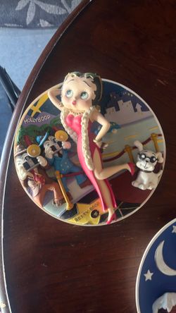 Hollyboop