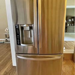 LG FRENCH DOOR REFRIGERATOR