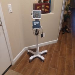 Welch Allyn Sphygmomanometer