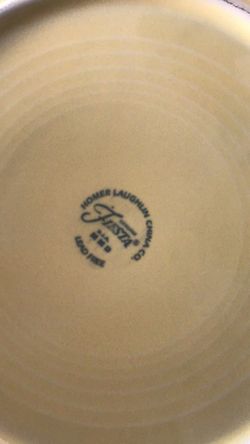 32 pc Fiesta Ware Set