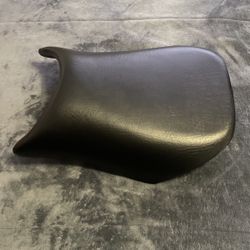 2005 -2006 Kawasaki Zx6r Seat