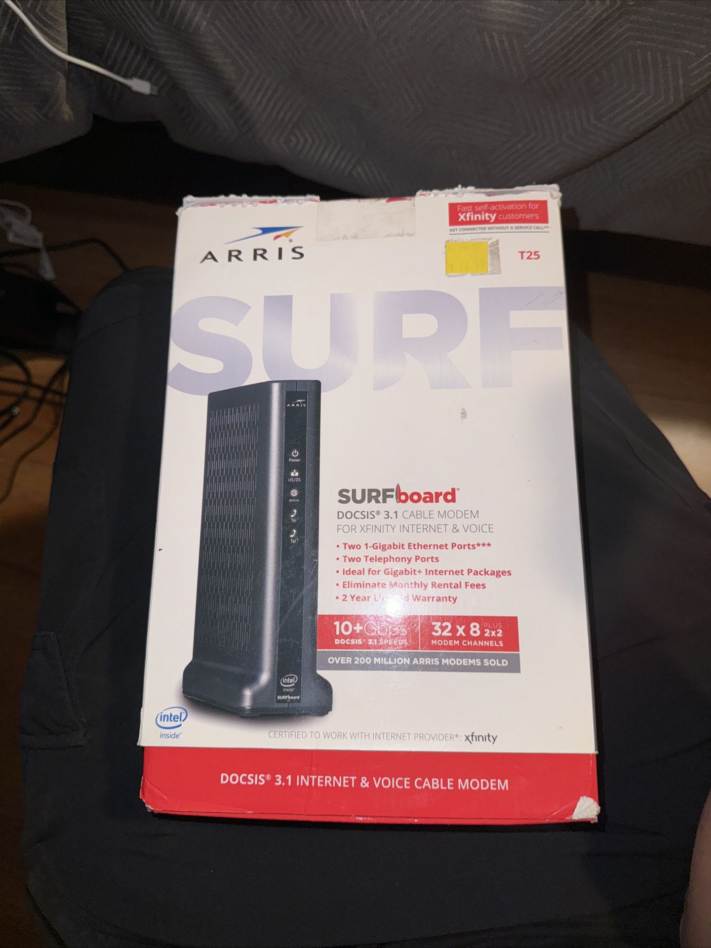 ARRIS Surfboard T25 Docsis 3.1 Gigabit Cable Modem for Xfinity Internet & Voice