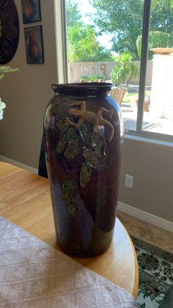 Ceramic decorative vase!!22” tall.