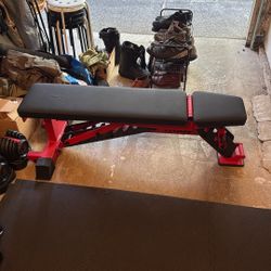 Titan Adjustable Bench